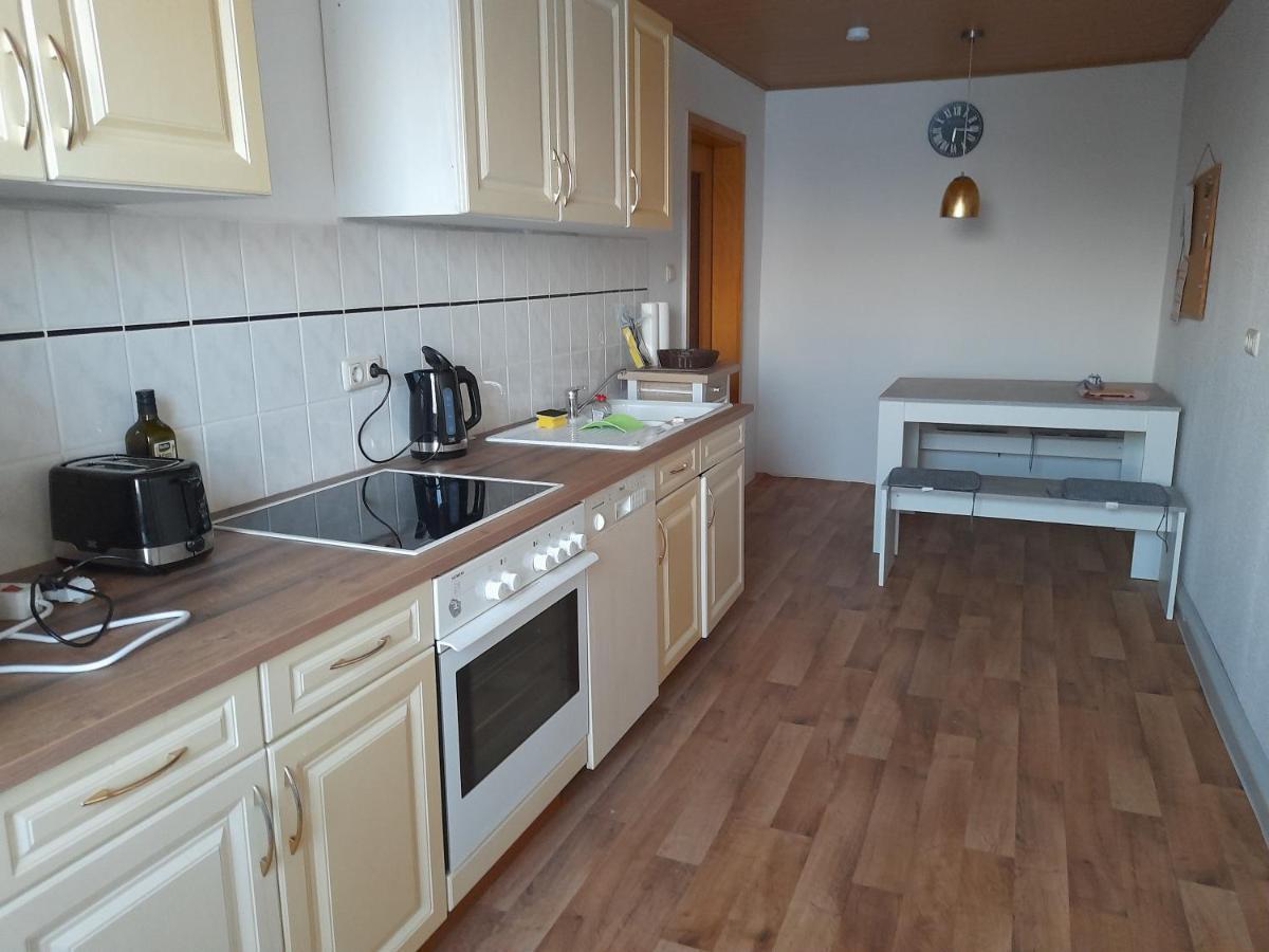 2 Raum Wohnung Im Dg Цвікау Екстер'єр фото